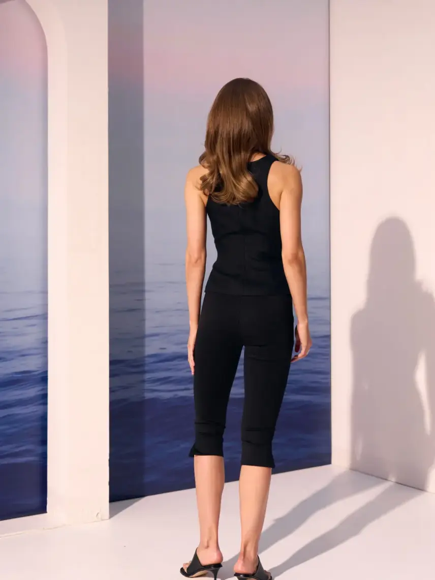 Samadhi Knitwear capri