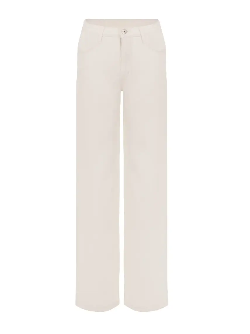 Samadhi White jeans with a straight cut