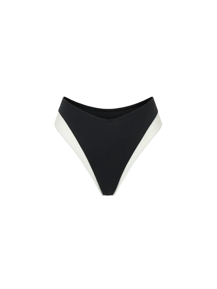 Roar Трусики поза офісом