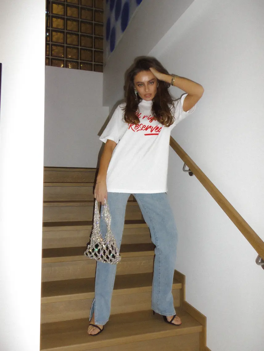 Roar T-SHIRT "ALL RIGHTS RESERVED"