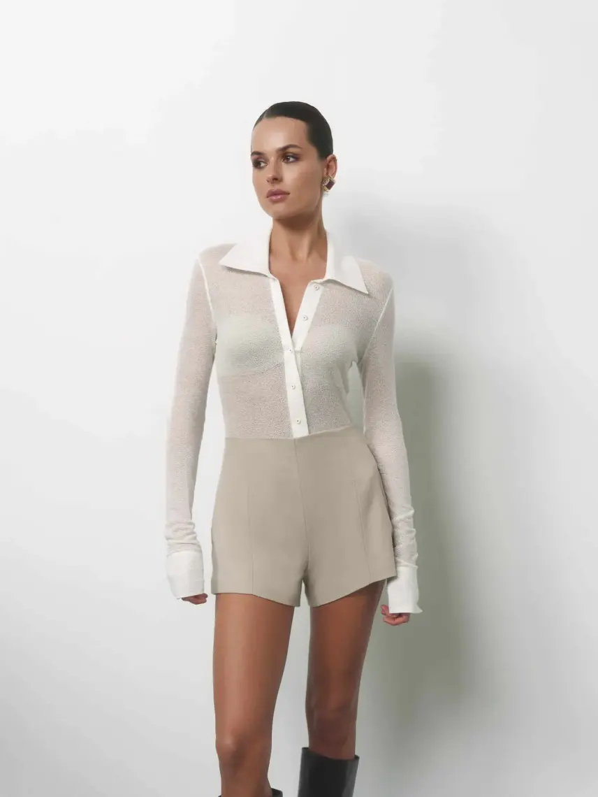 Samadhi Бежеві міні-шорти Nomy