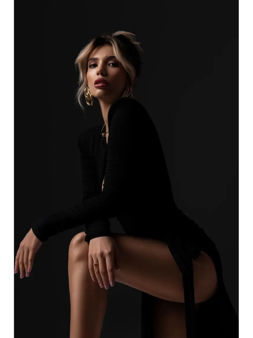 Roar БІДЖЕ LINDA BLACK