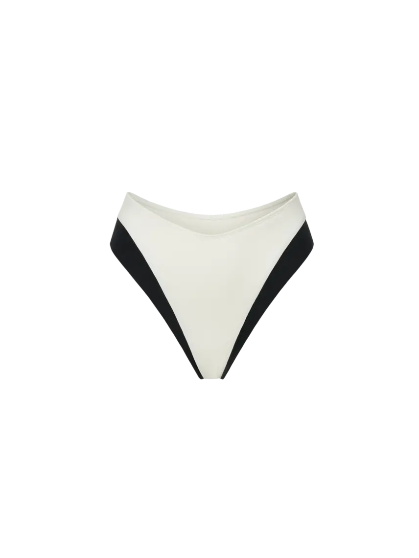 Roar Трусики поза офісом