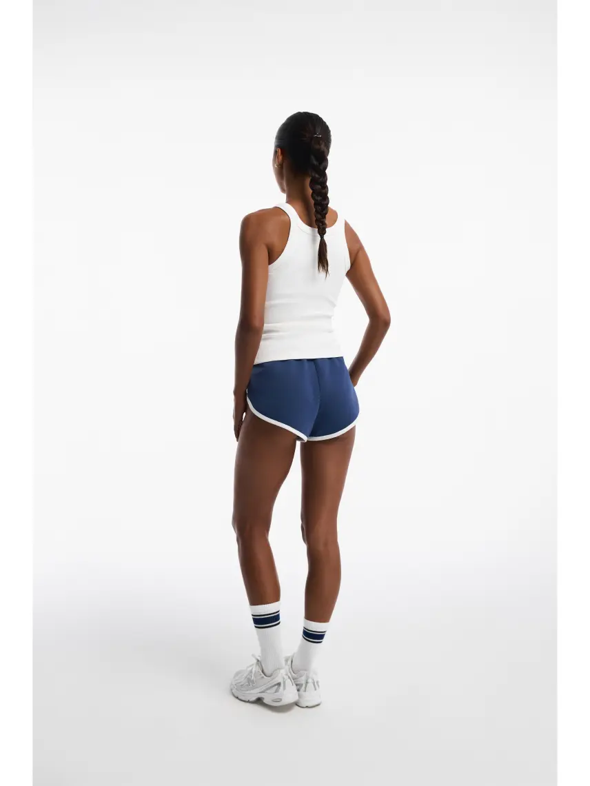 Roar РЕБРИСТИЙ ТОП