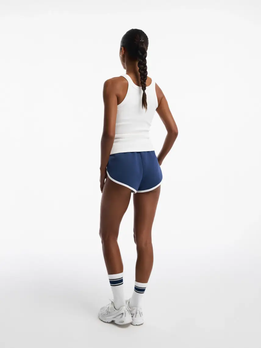 Roar РЕБРИСТИЙ ТОП