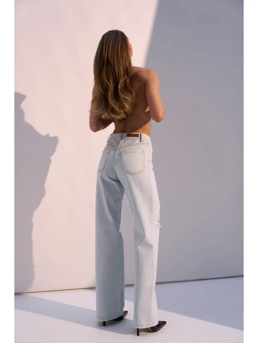 Samadhi Jeans azzurri con dettagli strappati